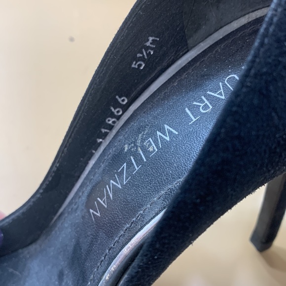 Suede Stuart Weitzman Pump - Picture 2 of 7